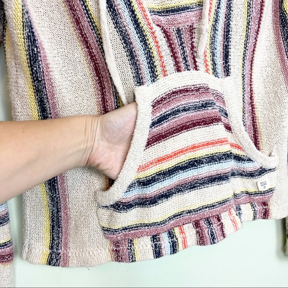 Billabong Baja Hooded Cropped Poncho Sweater size M - Picture 4 of 9